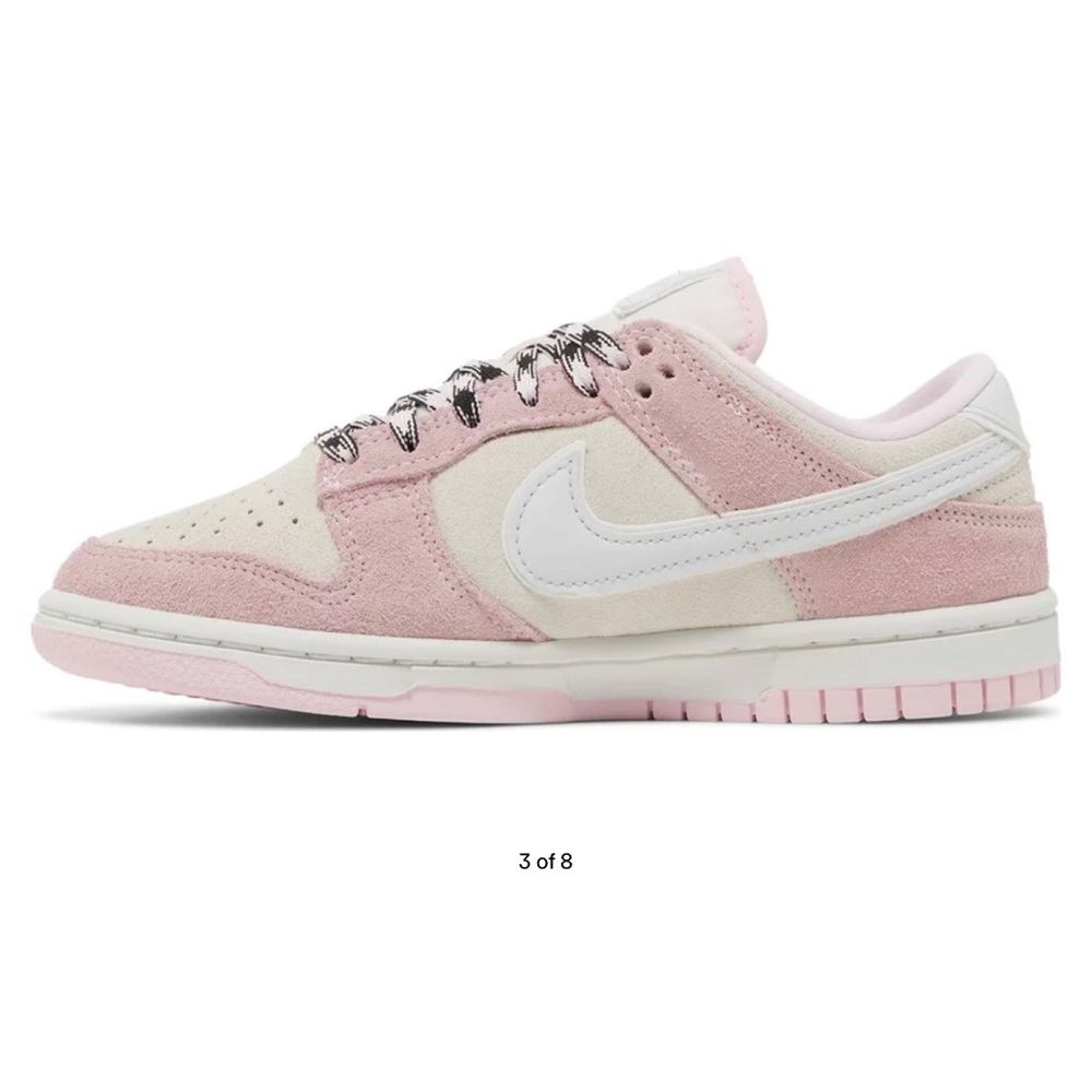 Wmns Dunk Low LX 'Pink Foam'